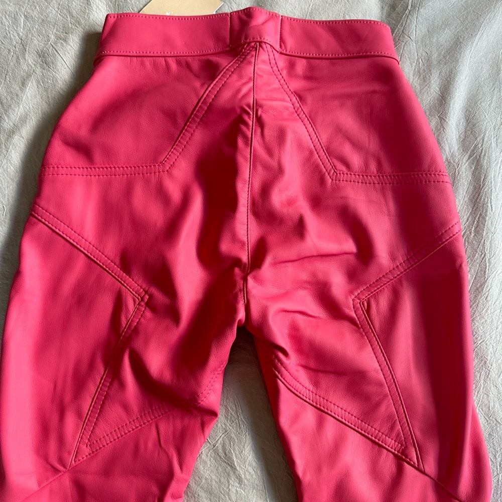 Never worn Revice Venus Flares size 25 tag still on